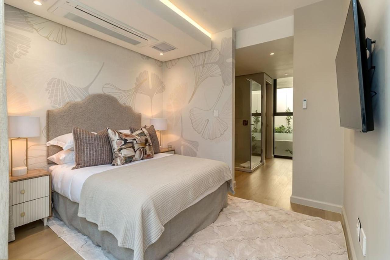 4 Bedroom Coeur De Lion * Cape Town